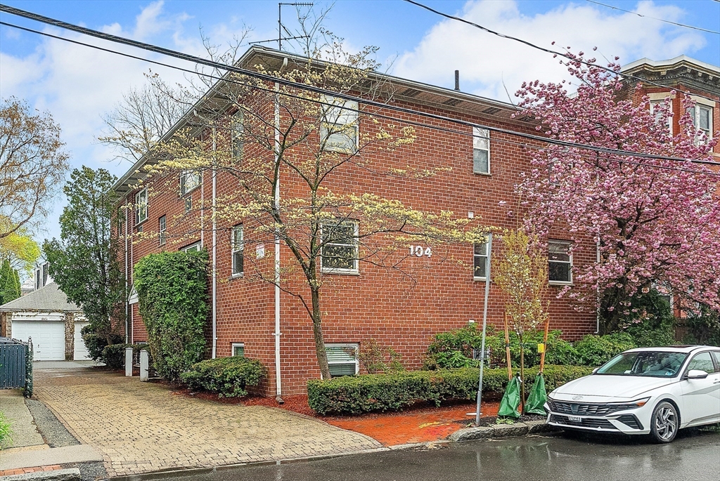 104 Trowbridge St #4, Cambridge, MA, 104 Trowbridge St #4, Cambridge, MA Photo #13