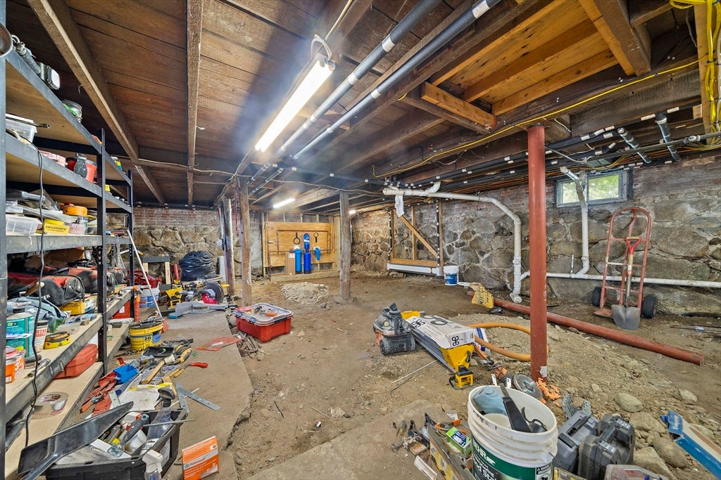 153 Randolph Street, Abington, MA Photo #11