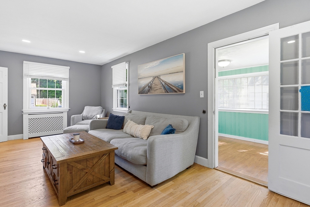 23 Kenilworth Rd