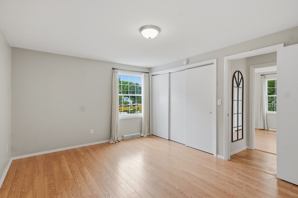 334 Rogers St, Lowell, MA, 334 Rogers St, Lowell, MA Photo #23