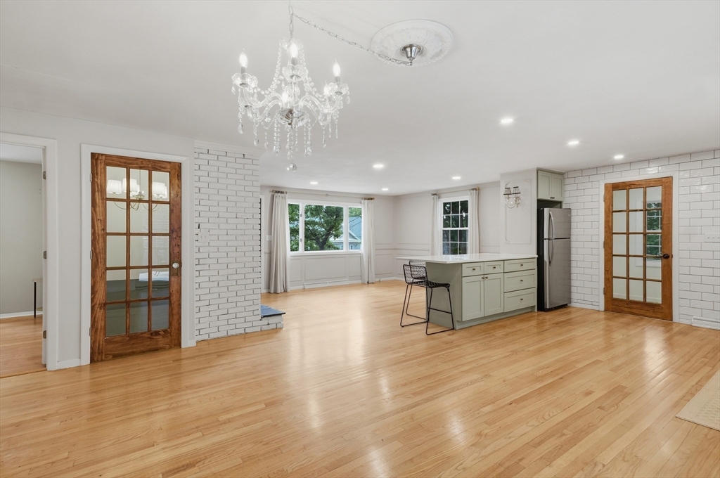 334 Rogers St, Lowell, MA, 334 Rogers St, Lowell, MA Photo #18