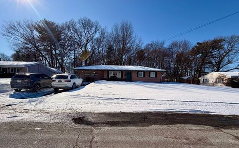 Photo of 133 Ardsley Circle, Brockton, MA 02302 (MLS # 73476570)