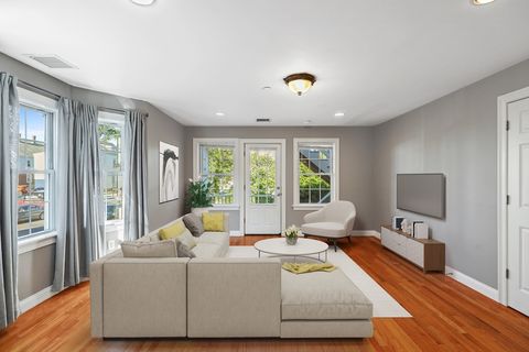 90 Litchfield A Boston MA 02135