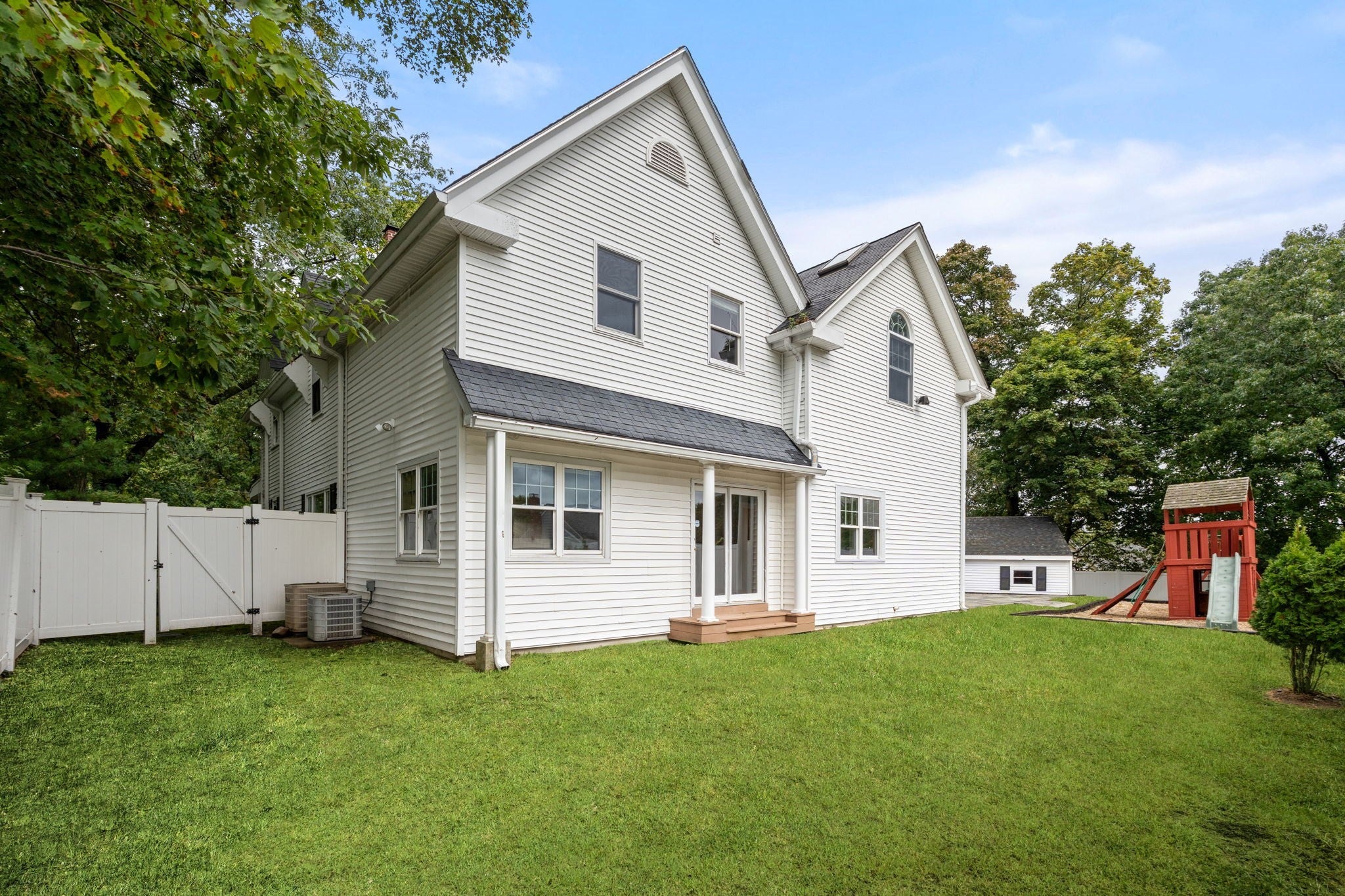 82 Grove St, Quincy, MA, 82 Grove St, Quincy, MA Photo #36