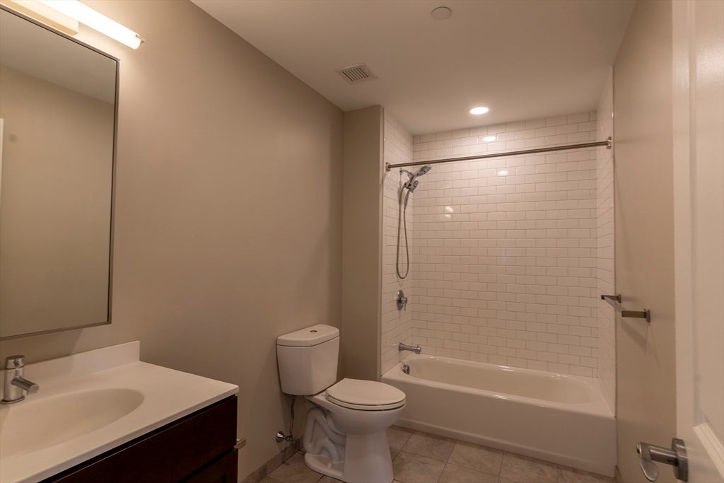 6 Chatham St #601, Worcester, MA, 6 Chatham St #601, Worcester, MA Photo #6
