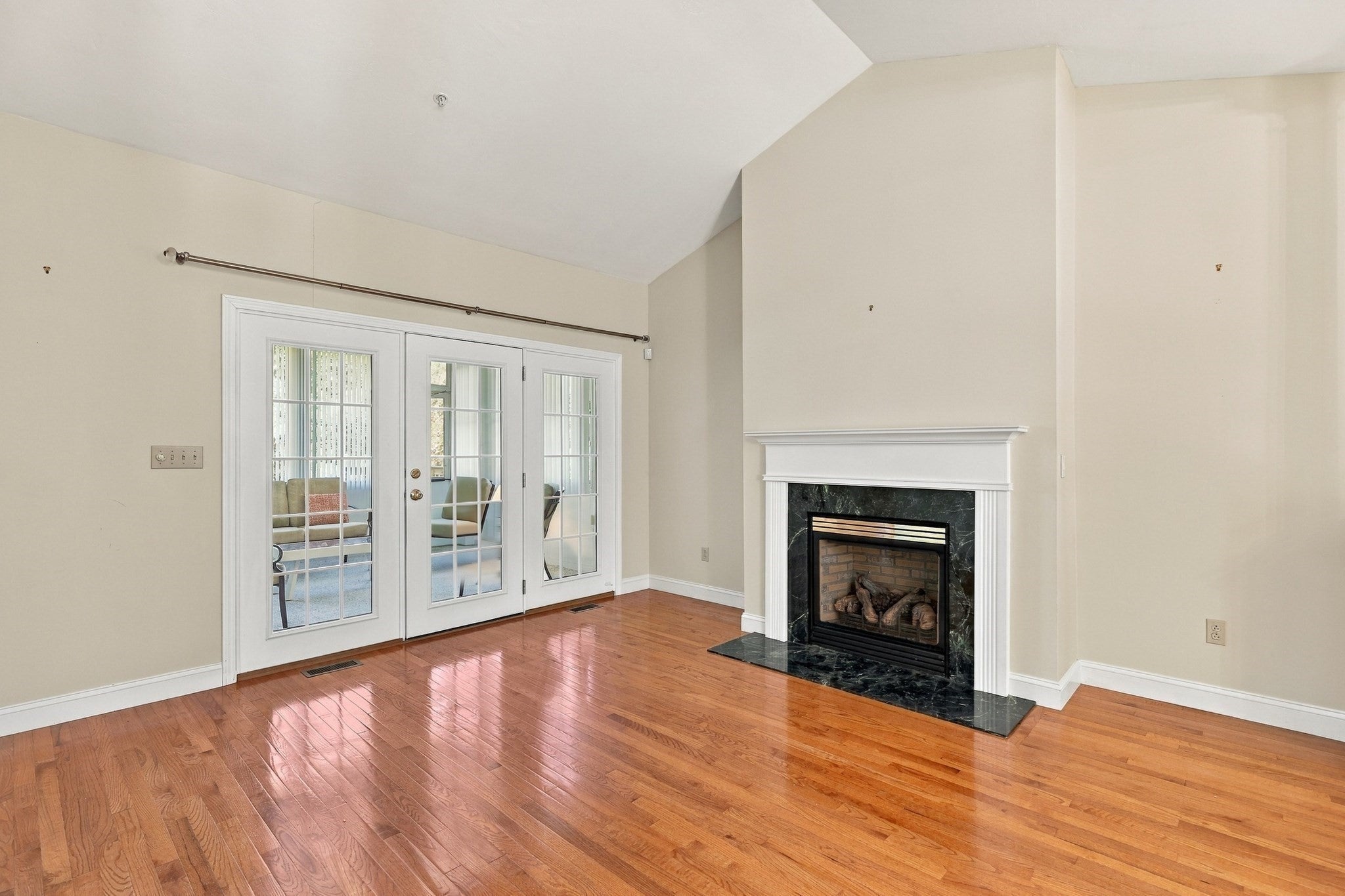 4 Blossom Tree Drive #4, Shrewsbury, MA, 4 Blossom Tree Drive #4, Shrewsbury, MA Photo #11
