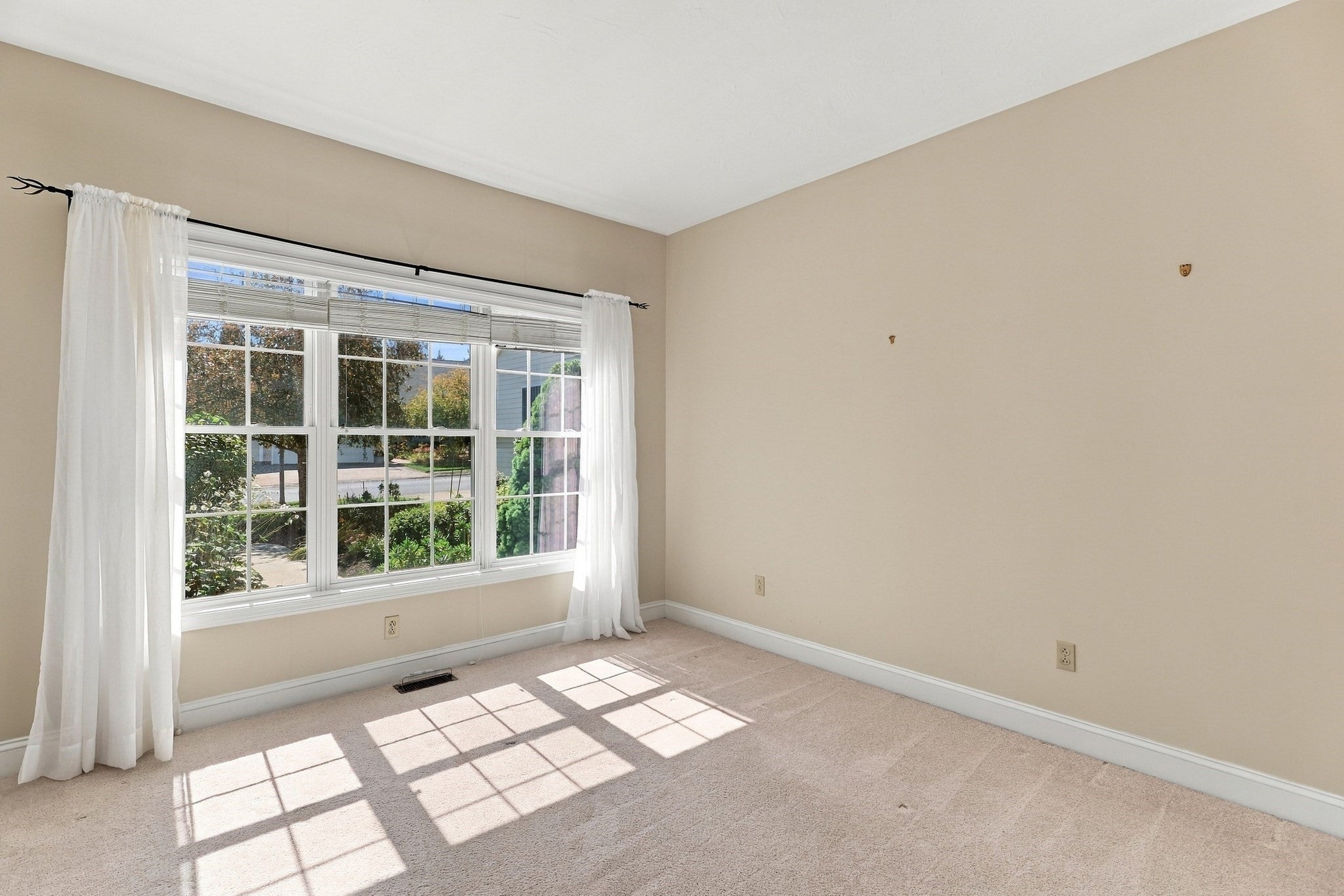 4 Blossom Tree Drive #4, Shrewsbury, MA, 4 Blossom Tree Drive #4, Shrewsbury, MA Photo #26