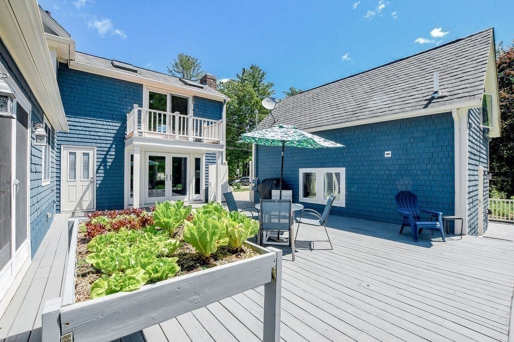 670 Front Street