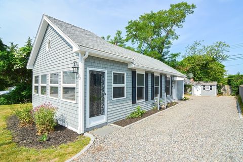 Single Family Residence in Barnstable MA 63 George St.jpg