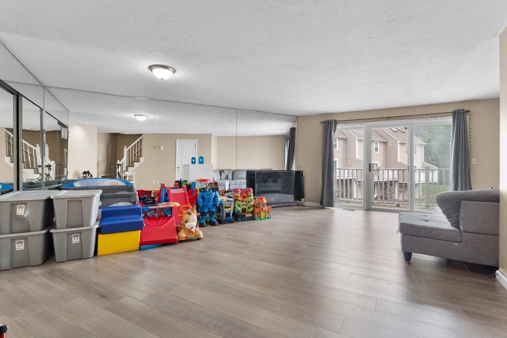 7 Hovey Pond Drive 7