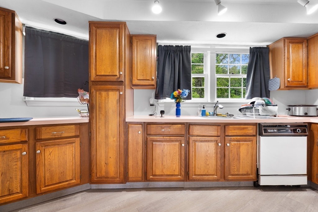 7 Hovey Pond Drive 7