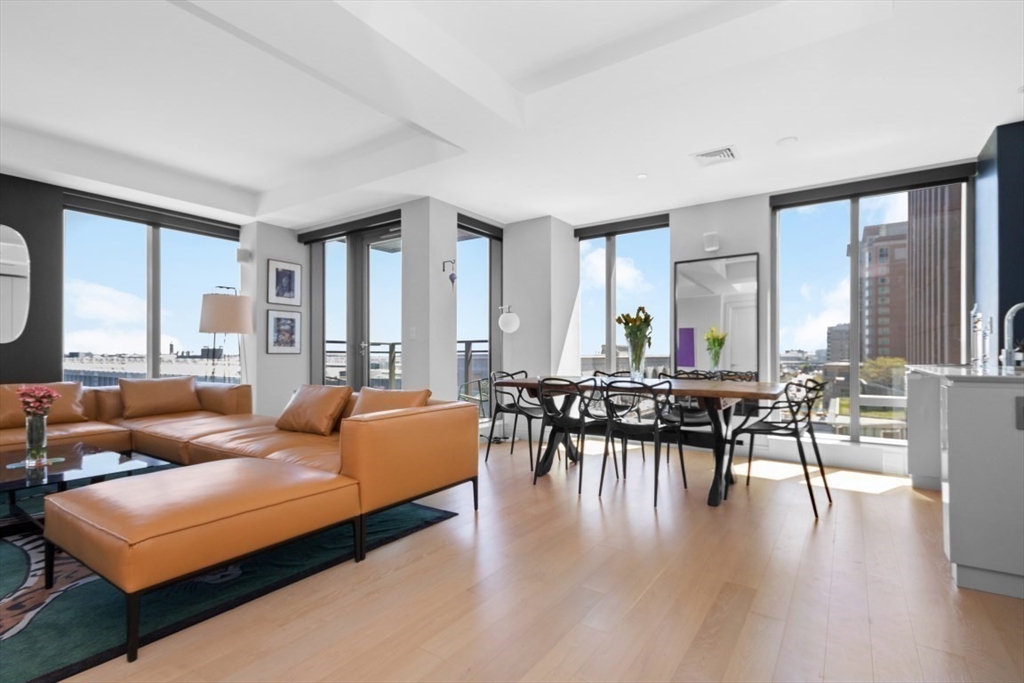 133 Seaport Blvd. 822