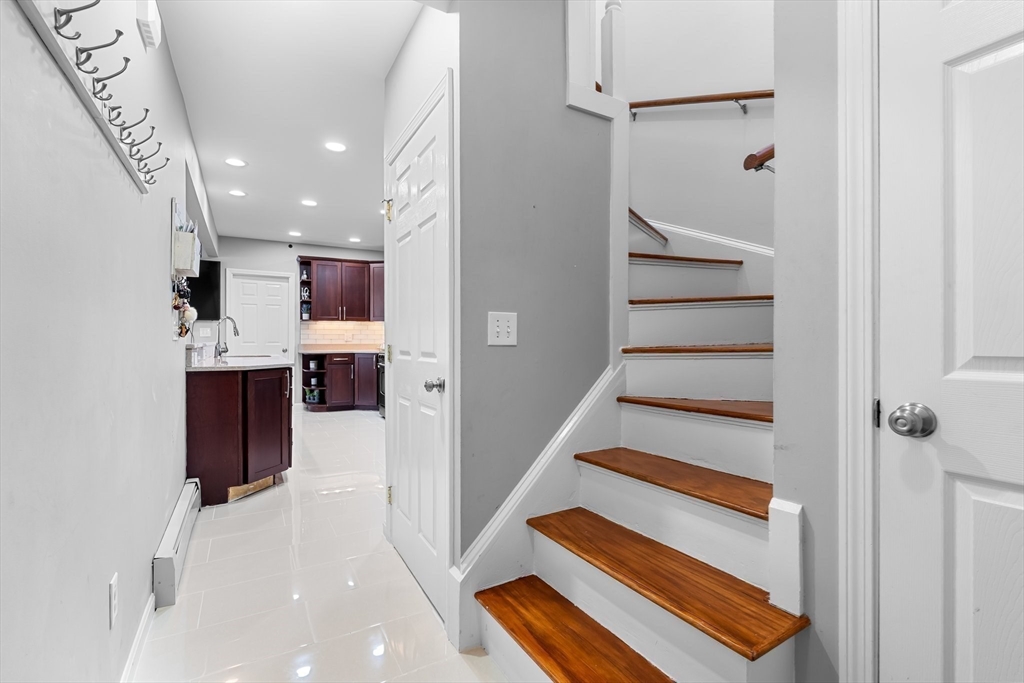 11 Atherton St