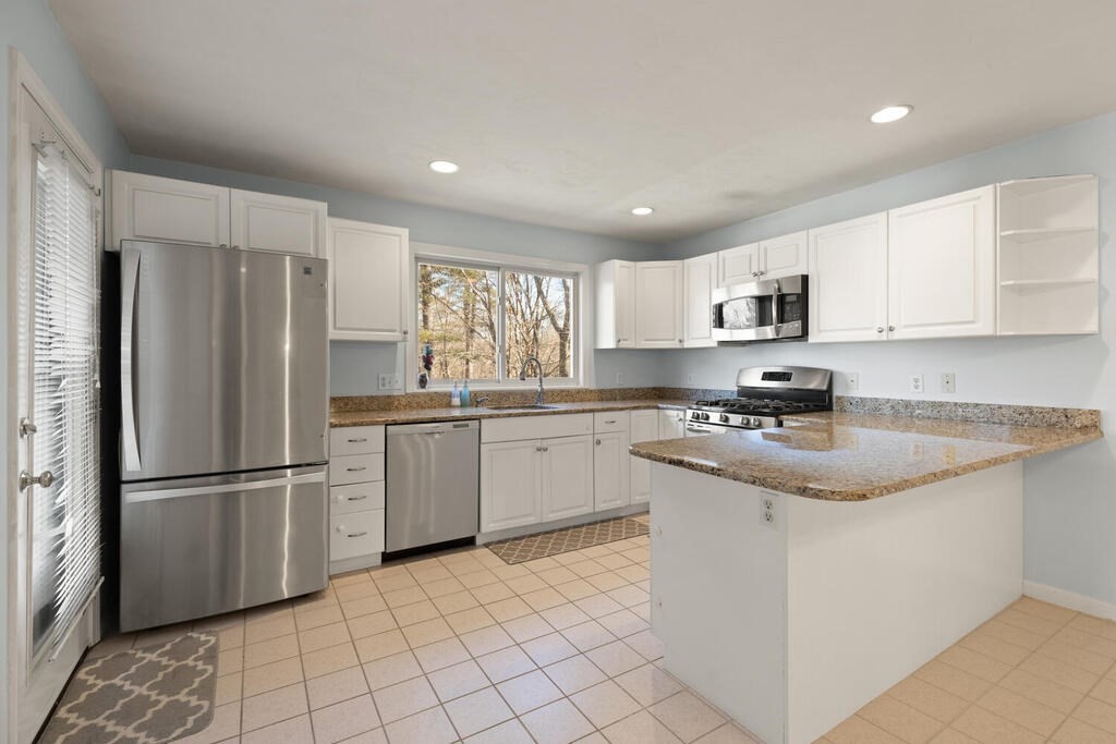 277 Captain Eames Circle 277