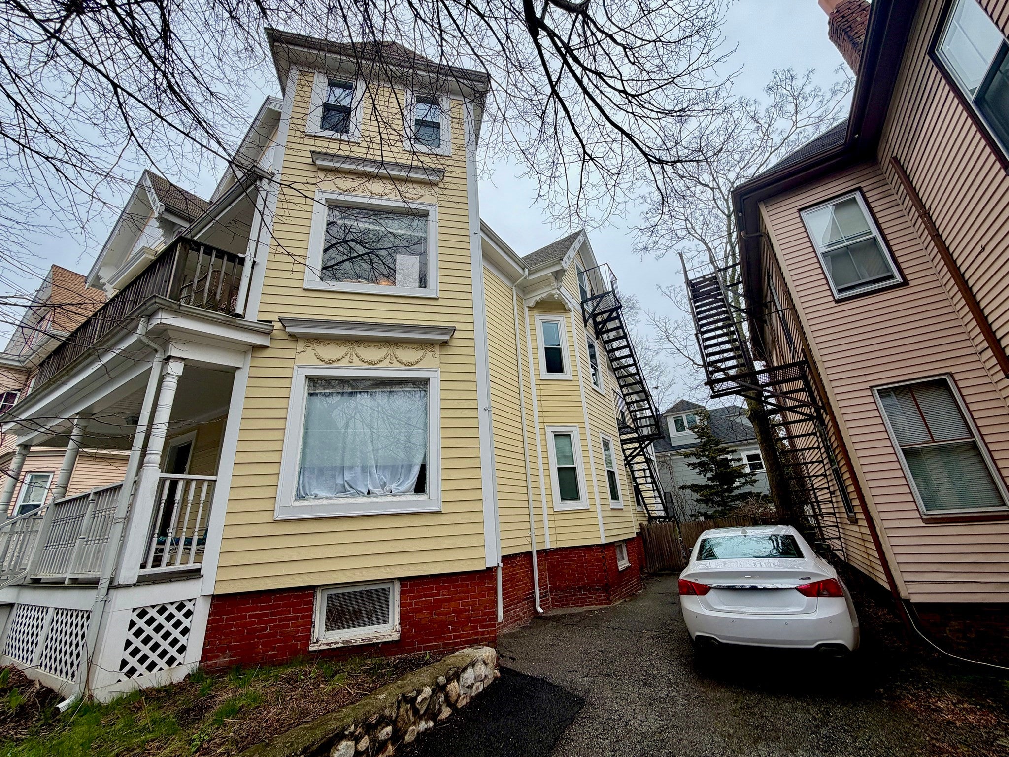3 Lee Street