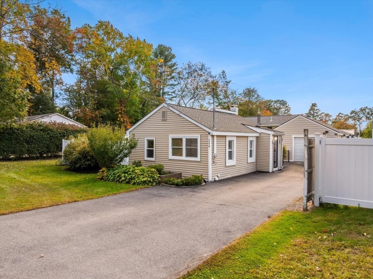 254 Reservoir St, Norton, MA, 254 Reservoir St, Norton, MA Photo #2