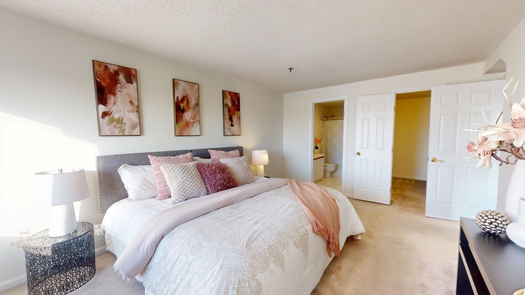 3920 Mystic Valley Parkway 620