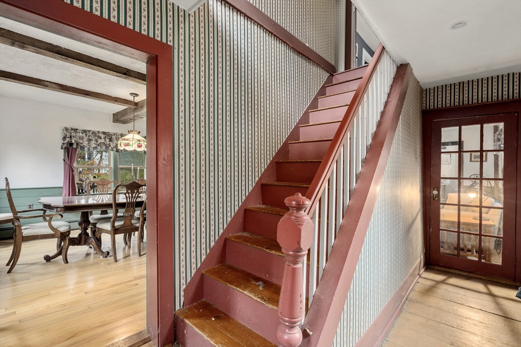 1745 Main St