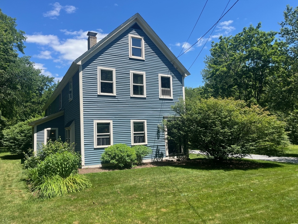 1745 Main St