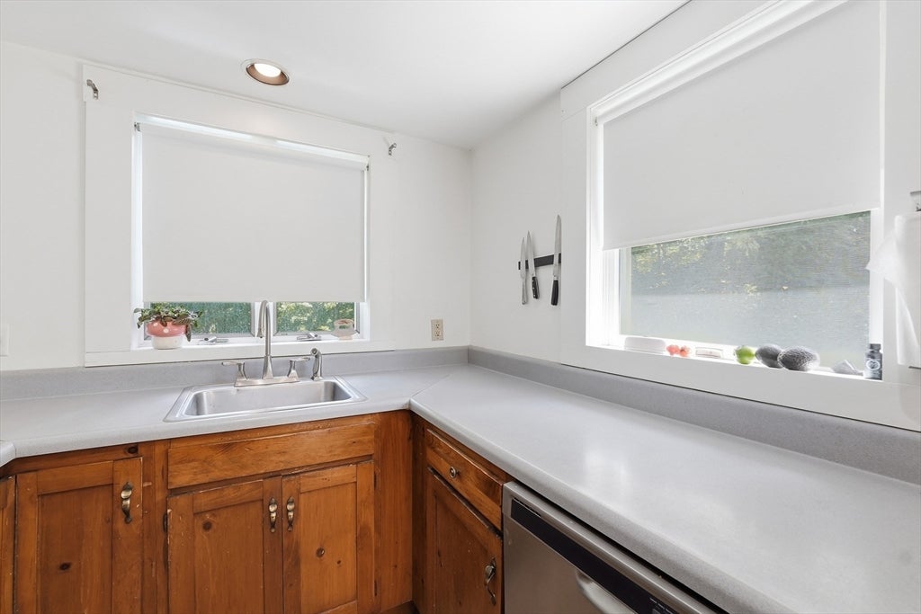 18 Fiske Hill Rd, Sturbridge, MA Photo #6