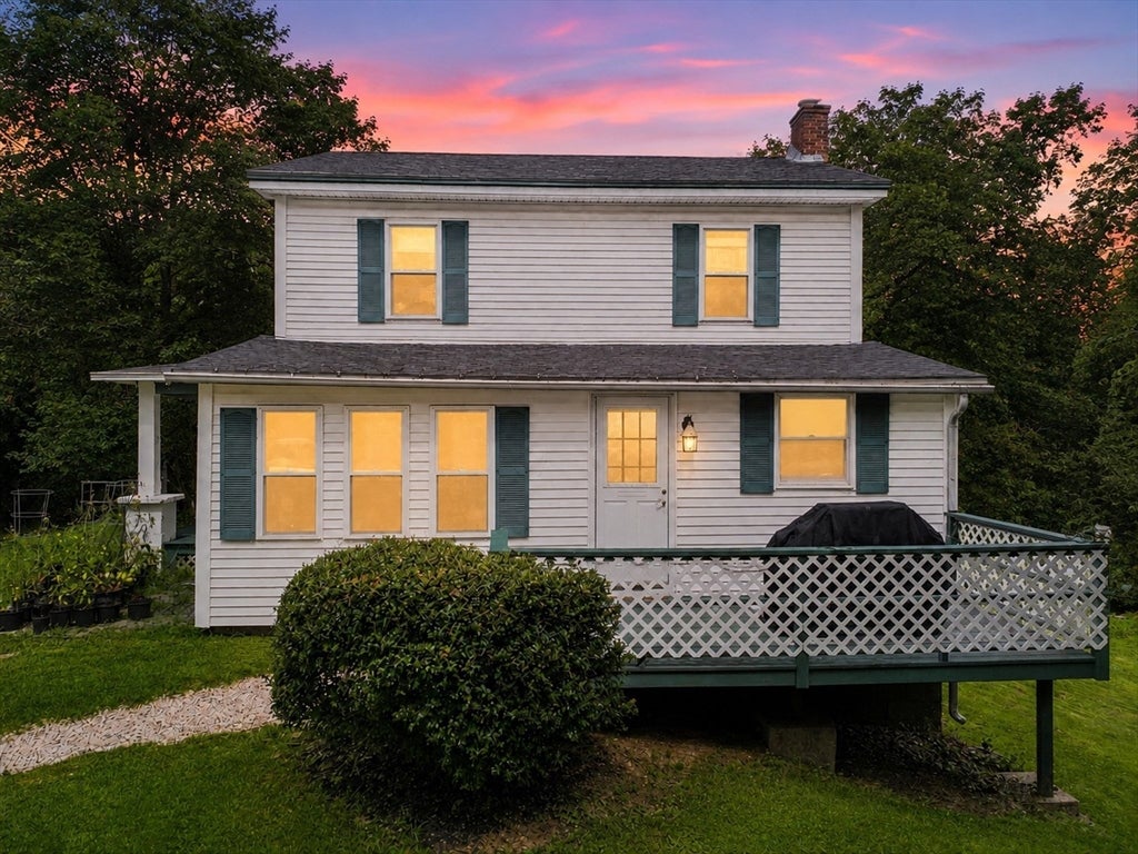 18 Fiske Hill Rd, Sturbridge, MA Photo #1