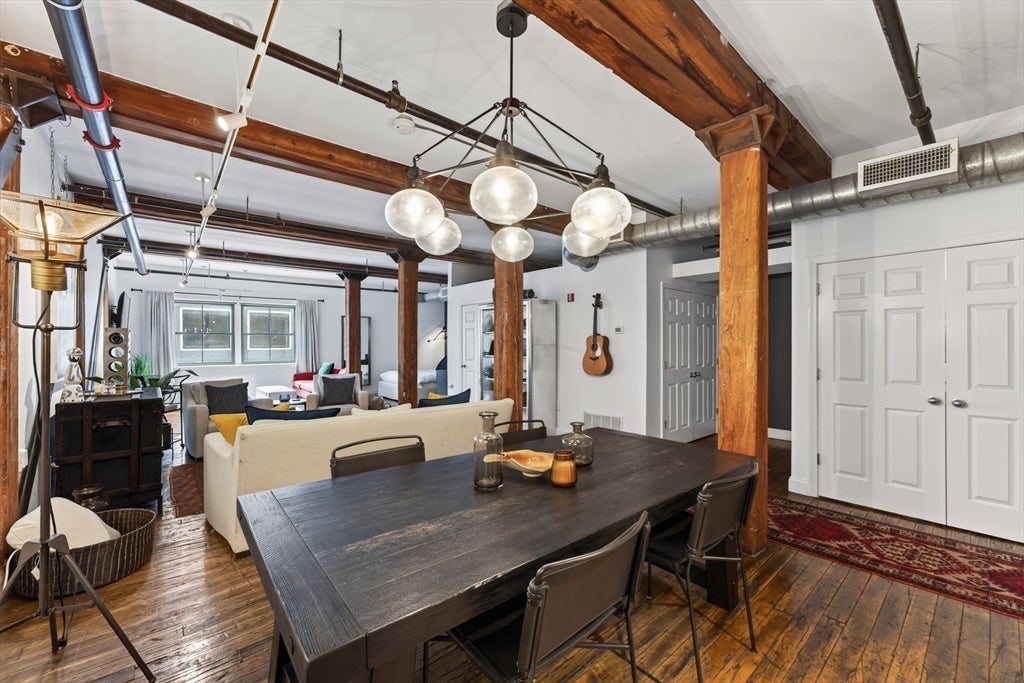 881 E 1st St #203, Boston, MA Photo #5