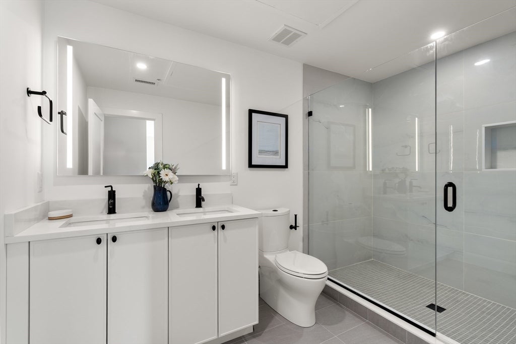228 Washington Street #4, Boston, MA, 228 Washington Street #4, Boston, MA Photo #11