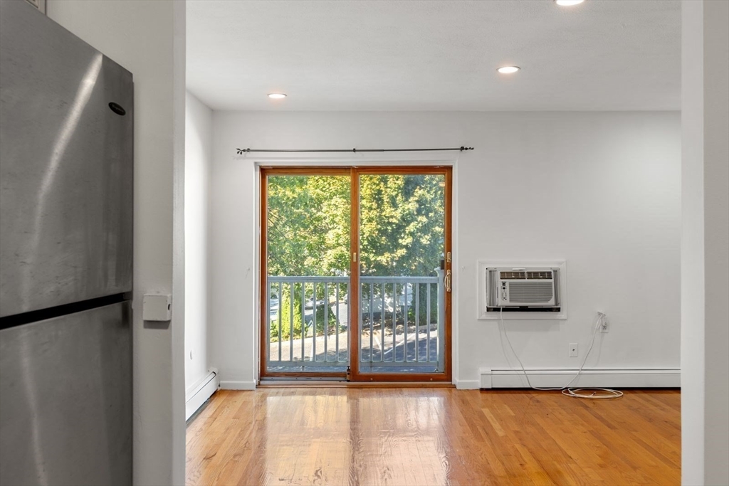 195 Independence Ave 137