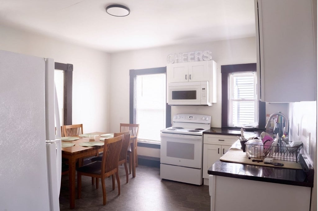 18 Knowlton St, Gardner, MA, 18 Knowlton St, Gardner, MA Photo #2