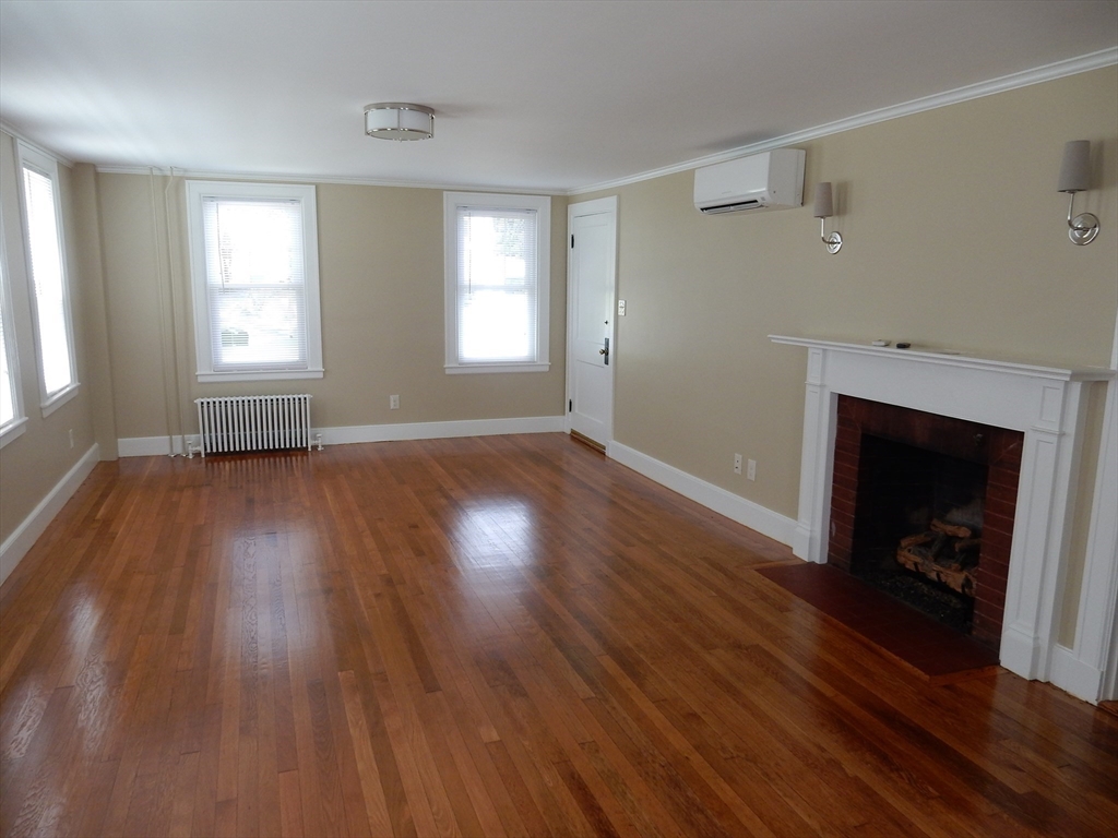 2 Littleton Rd