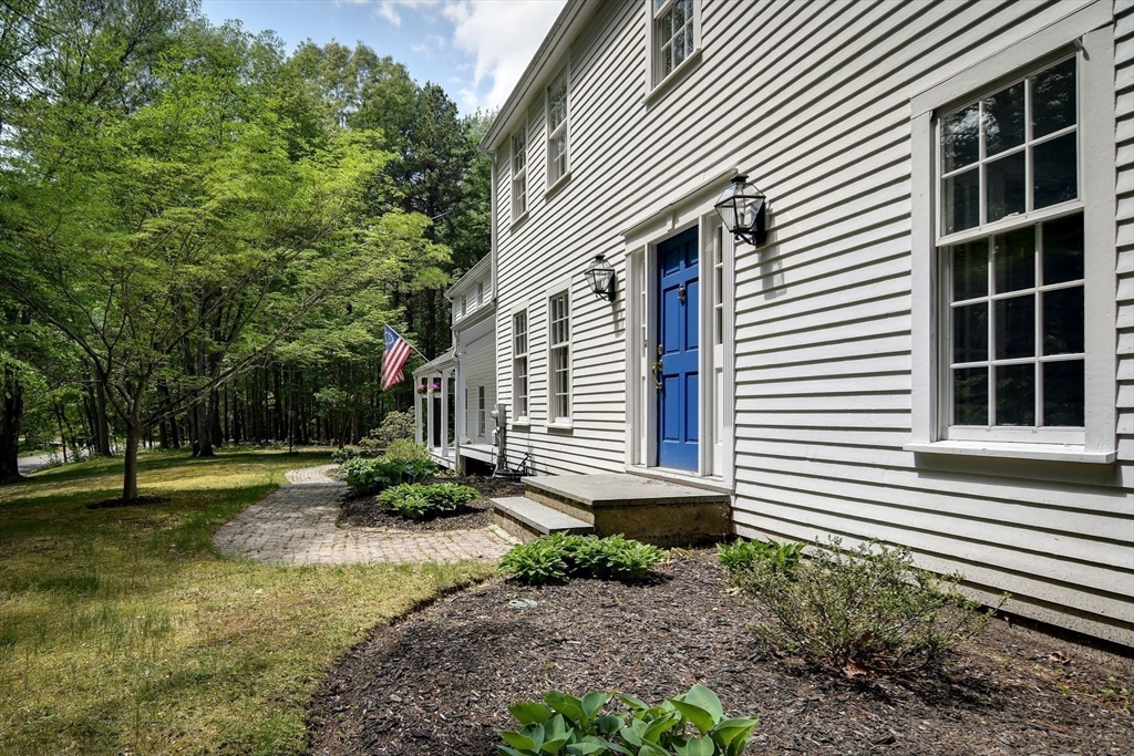 114 Hunters Ridge Rd