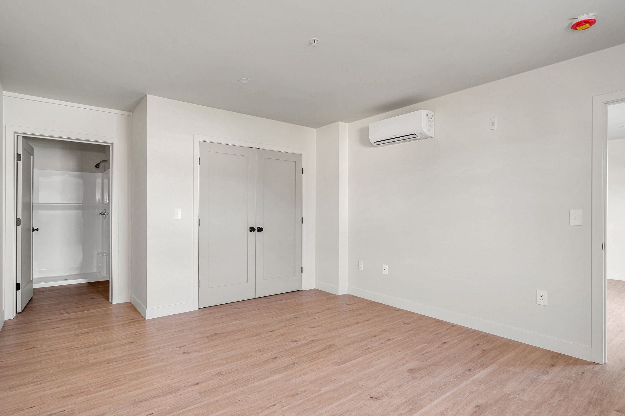 131 Perry Street #403, Lowell, MA, 131 Perry Street #403, Lowell, MA Photo #4