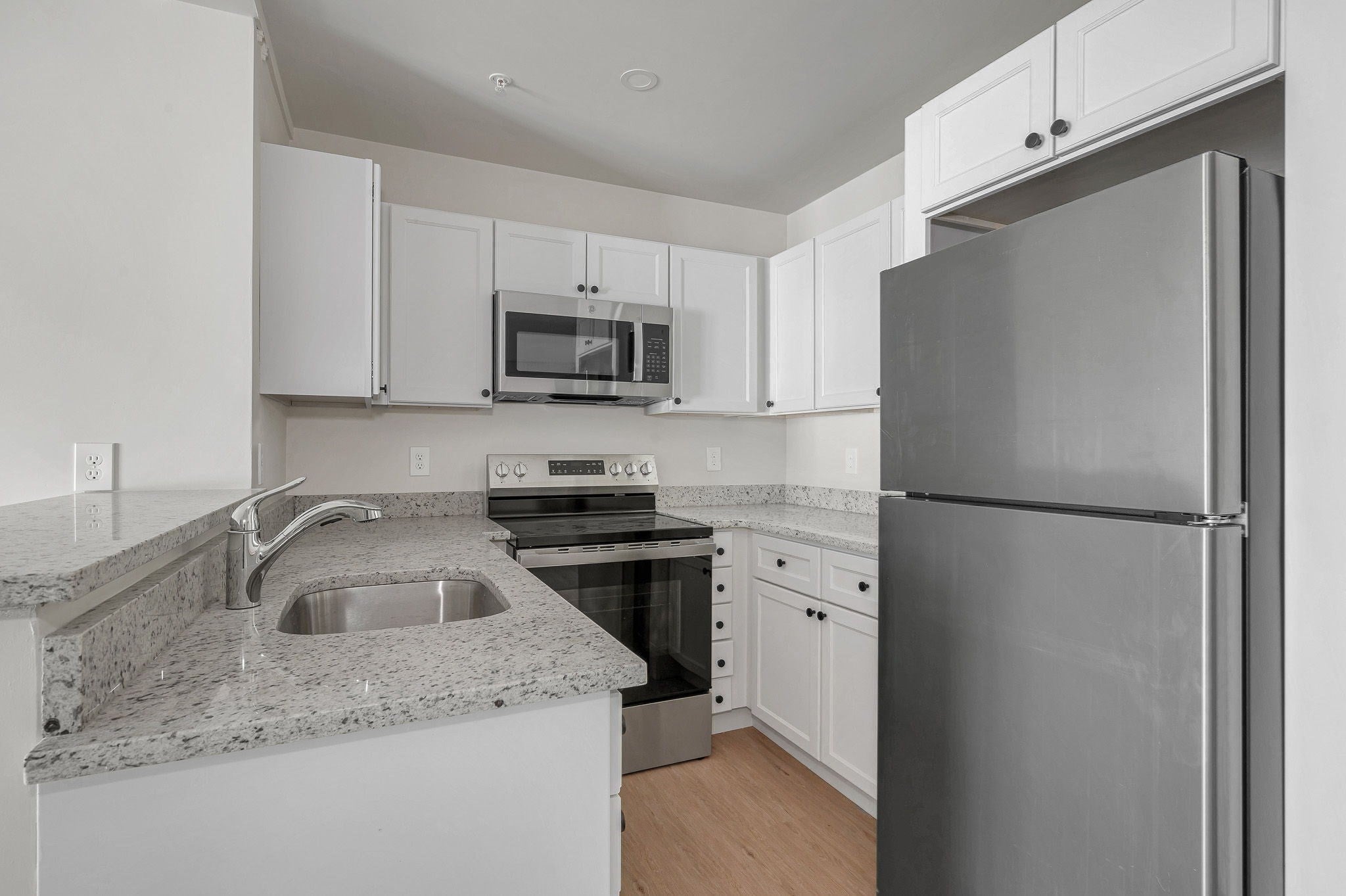 131 Perry Street #403, Lowell, MA, 131 Perry Street #403, Lowell, MA Photo #11