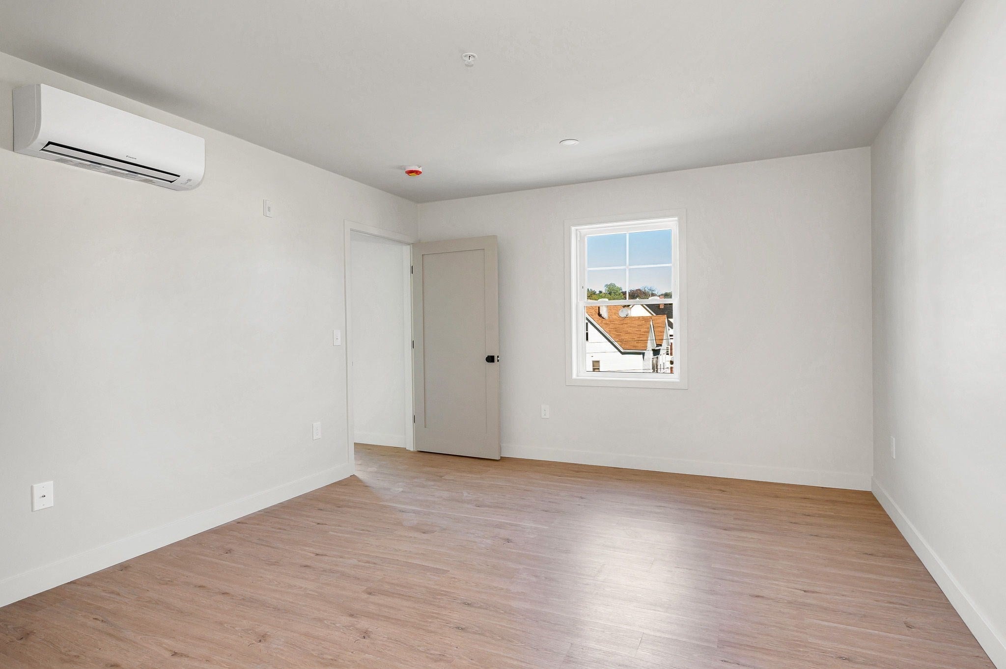131 Perry Street #403, Lowell, MA, 131 Perry Street #403, Lowell, MA Photo #6