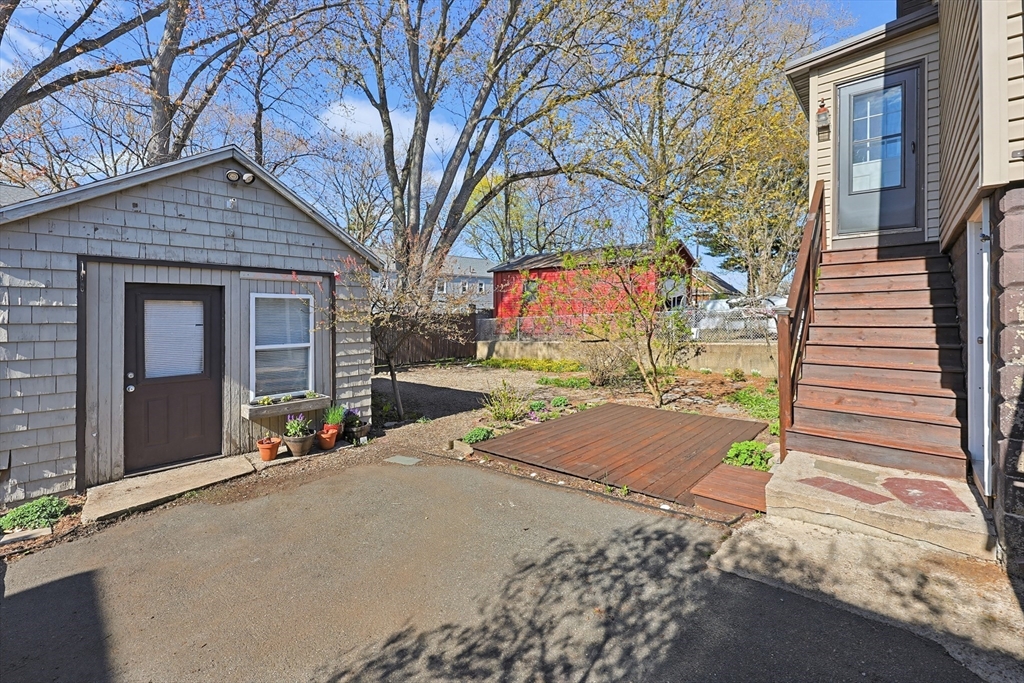 73 Taylor St