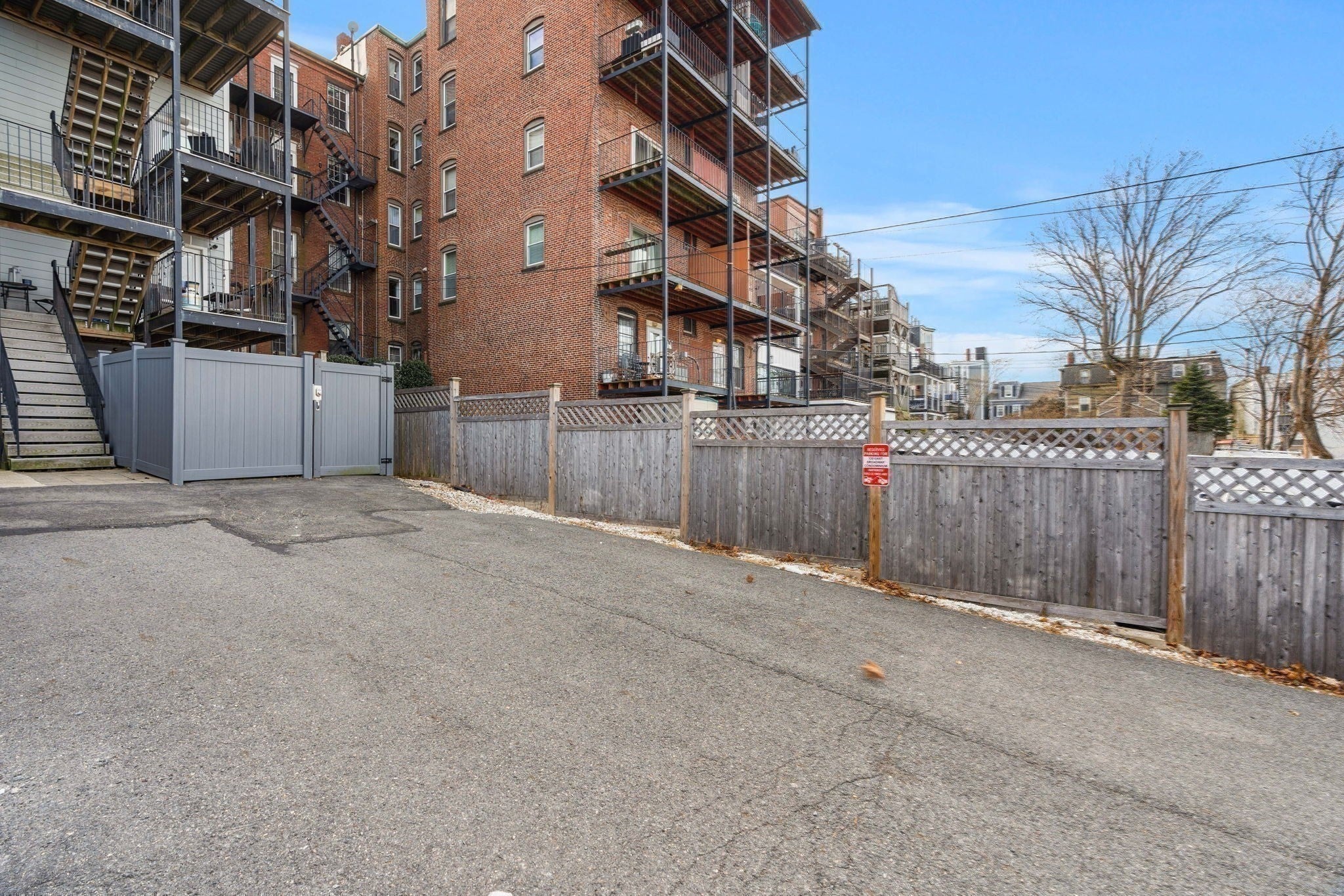 530 E Broadway #1, Boston, MA Photo #17