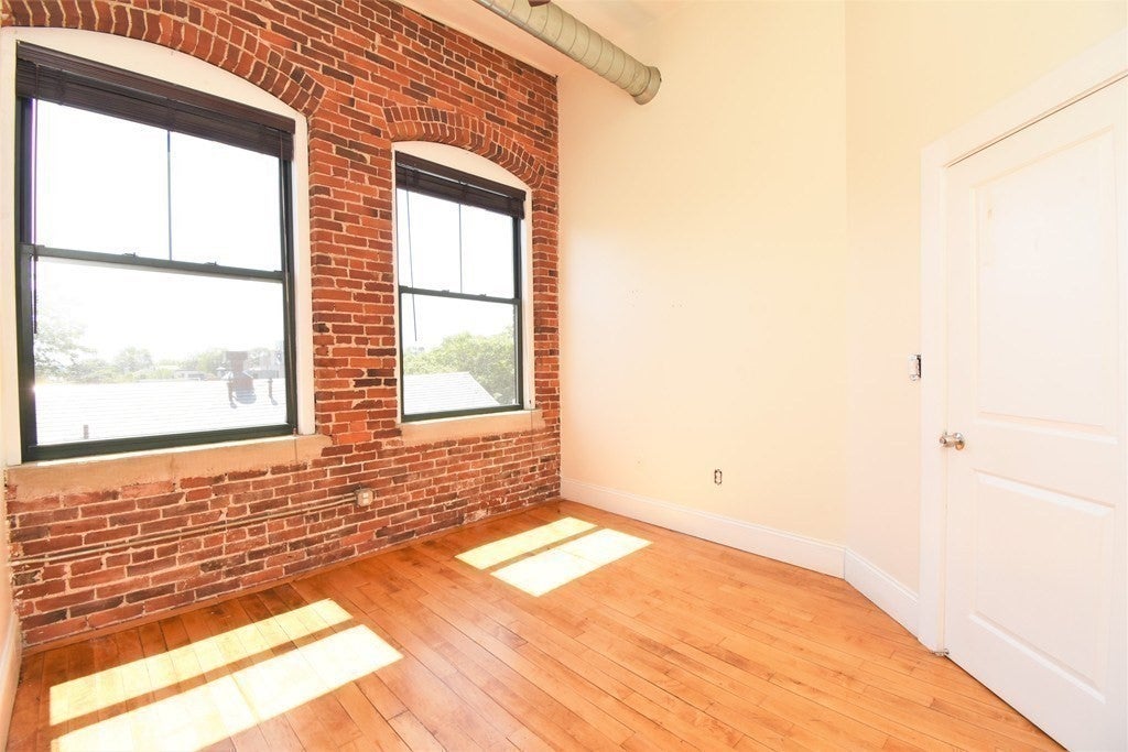 275 Essex St #203, Salem, MA, 275 Essex St #203, Salem, MA Photo #12