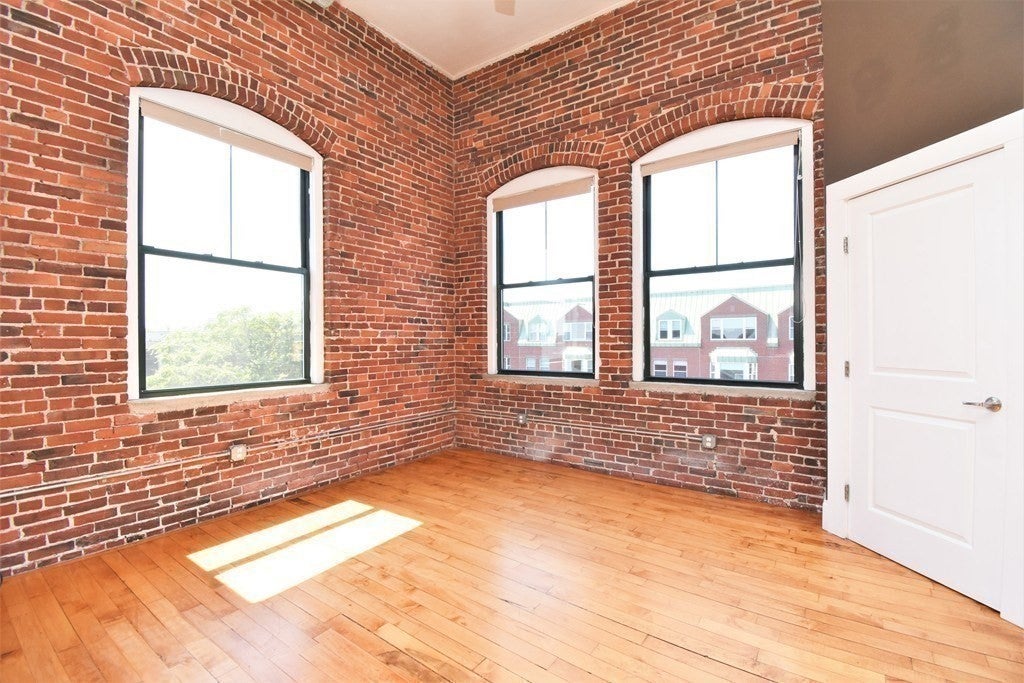 275 Essex St #203, Salem, MA, 275 Essex St #203, Salem, MA Photo #10