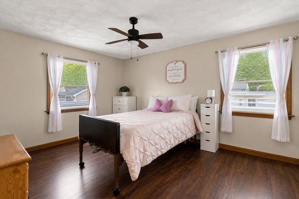 75 Acorn St, New Bedford, MA Photo #10