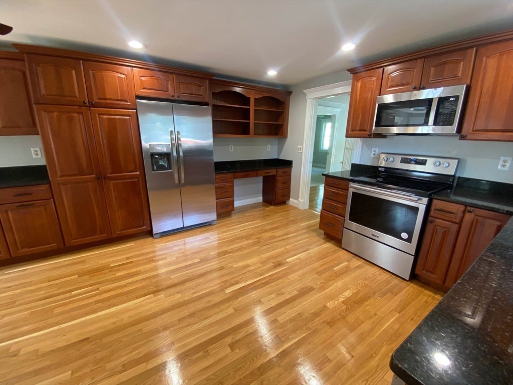 27 Cole Terrace, Randolph, MA Photo #30