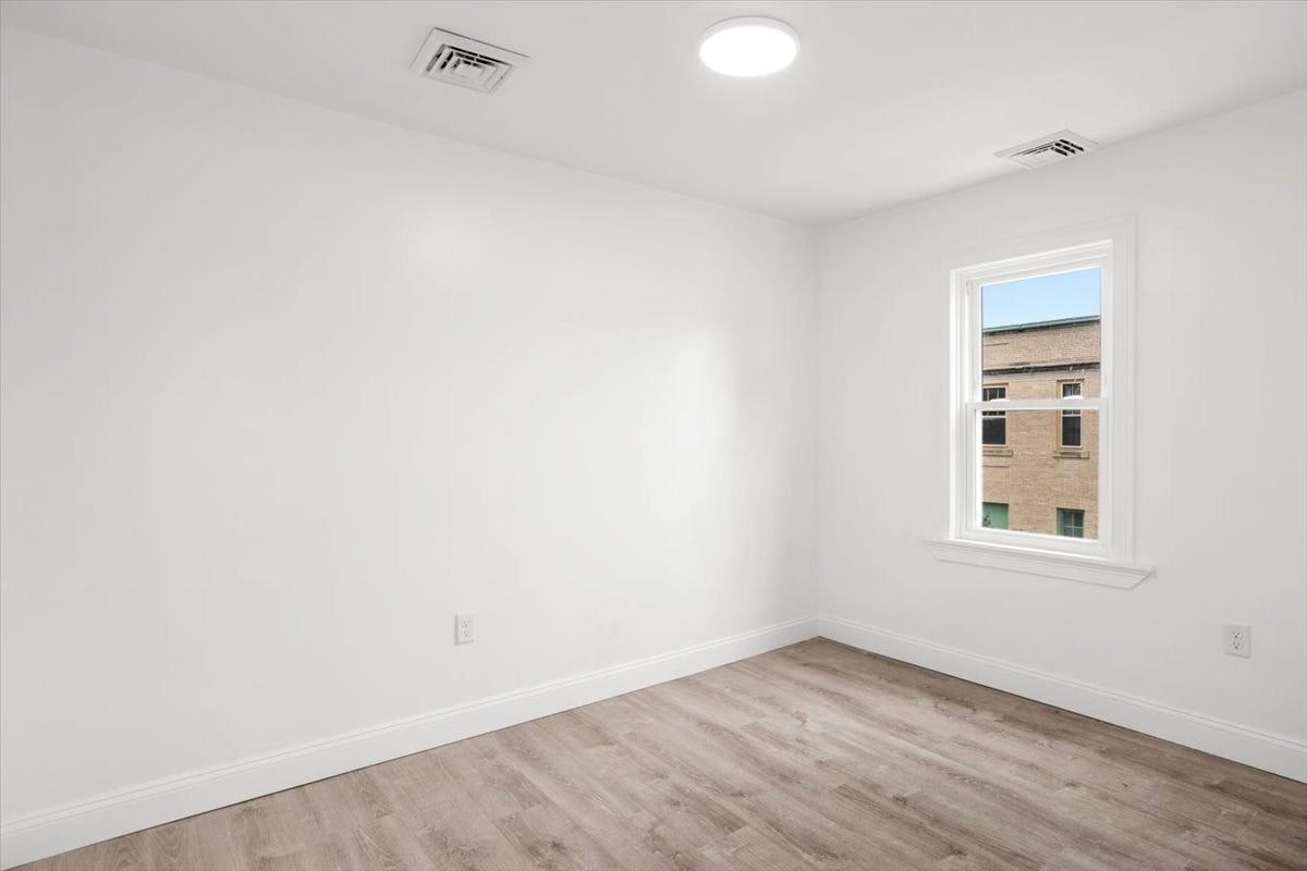 149 Burnside Street, Providence, RI, 149 Burnside Street, Providence, RI Photo #37