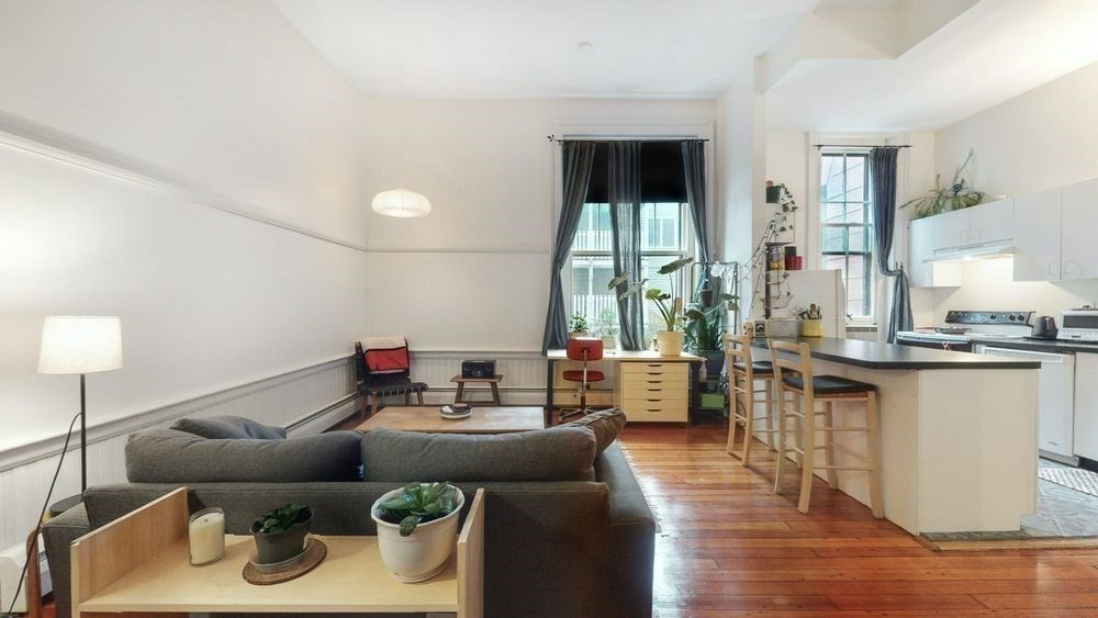 25 Atherton St 11