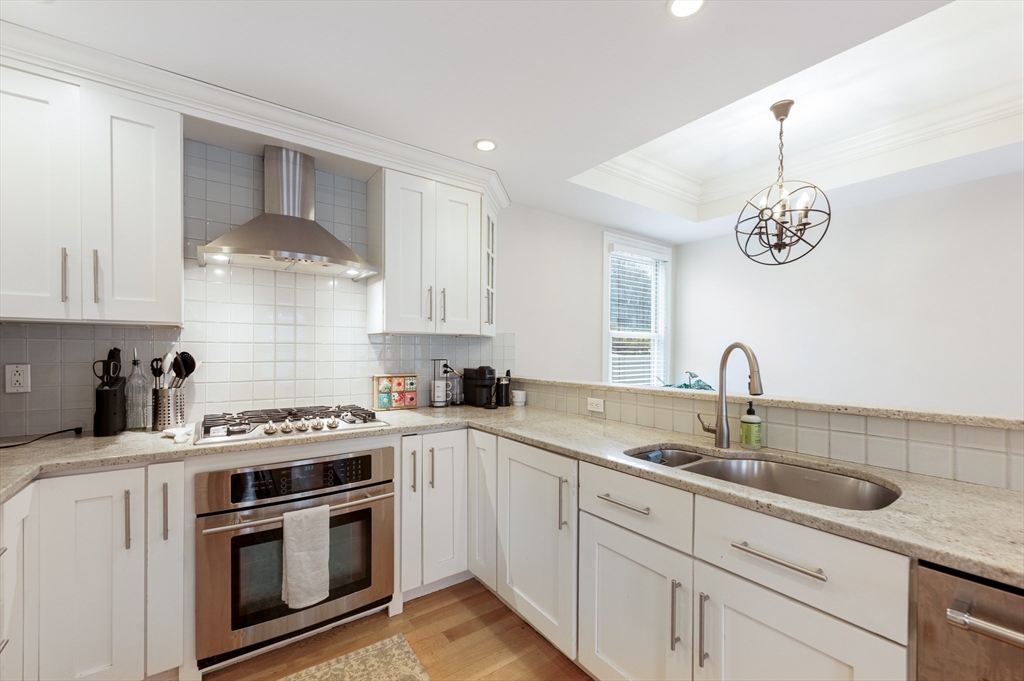 8 Covington St 1