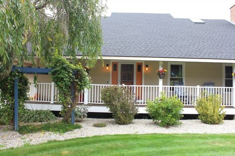 17 Michael Ln Dudley MA 01571