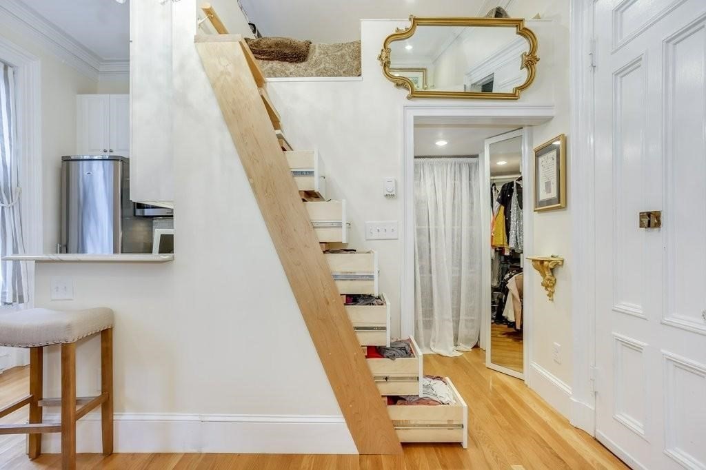 376 Marlborough St 4B