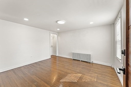 29-31 Pond St