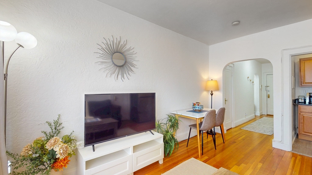 90 Kilsyth Rd 43Furnished