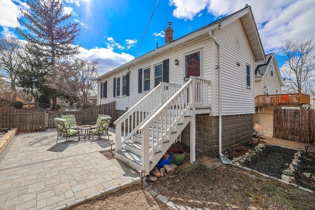 158 Durnell Ave