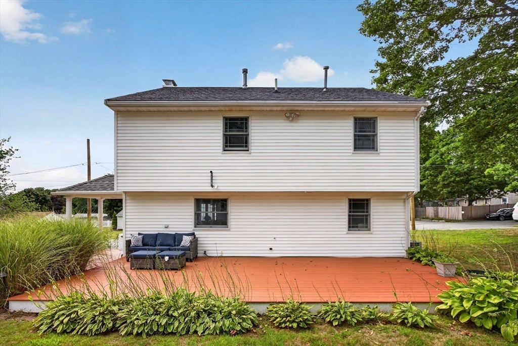 4 Jeffrey Rd, Billerica, MA, 4 Jeffrey Rd, Billerica, MA Photo #6