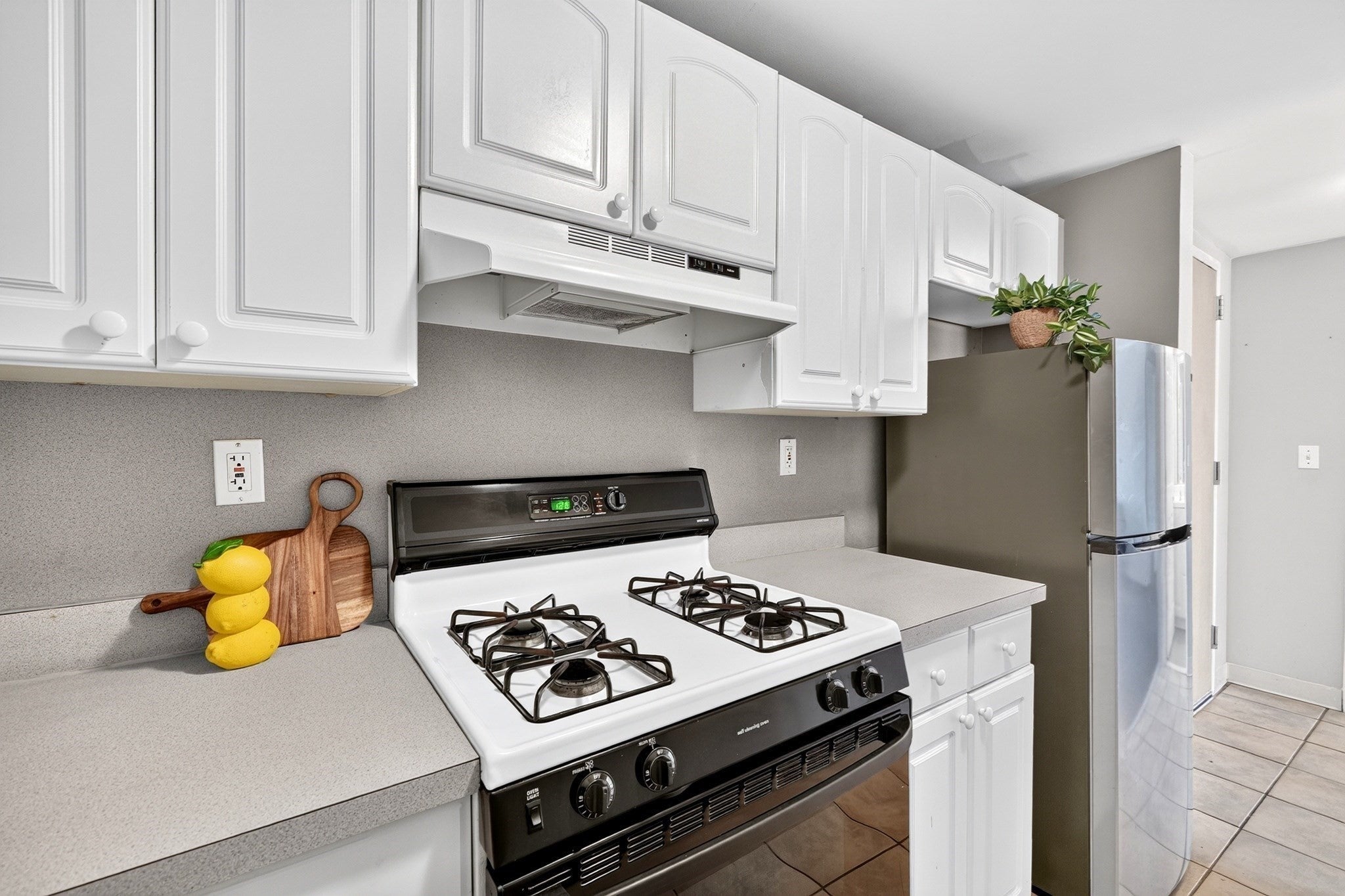 15 N Beacon St U316